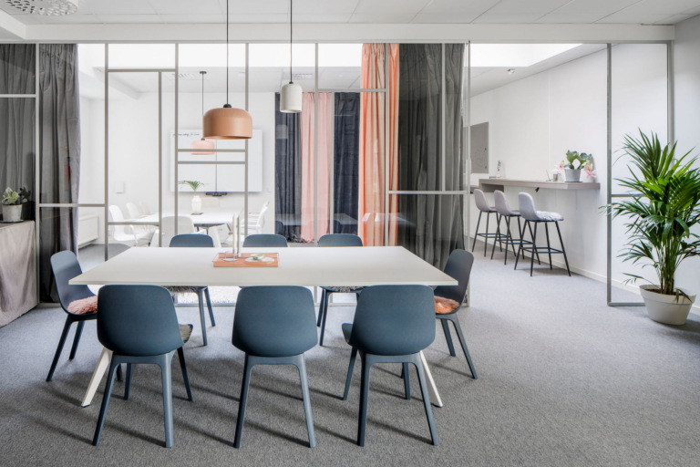 辦公室會議區(qū)域